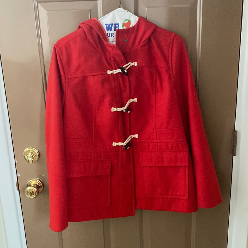Red buckle coat with hood